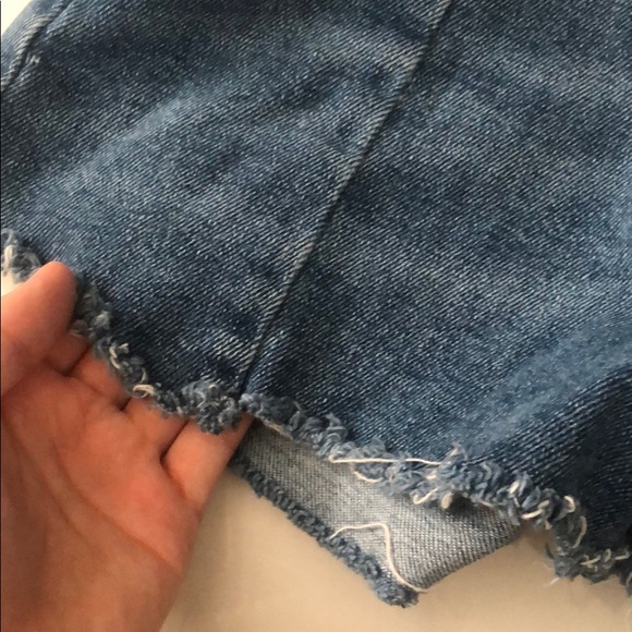 Denim shorts - Picture 5 of 6